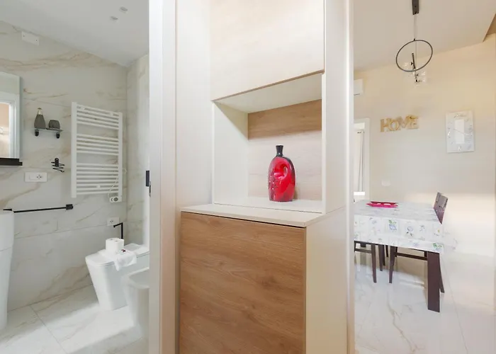 Guesthost - Bright With Balcony - Piazzale Loreto