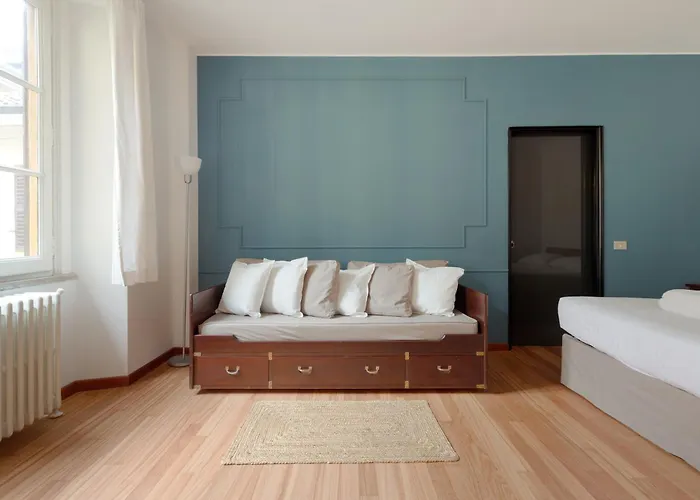 Appartement Guesthost - Sant'ambrogio & Duomo Elegant Milaan