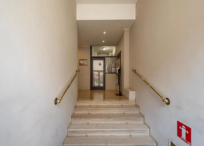 Guesthost - Naviglio Pavese Comfortable With Balcony! *