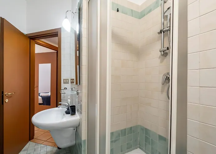 Appartement Guesthost - Naviglio Pavese Comfortable With Balcony! Milan