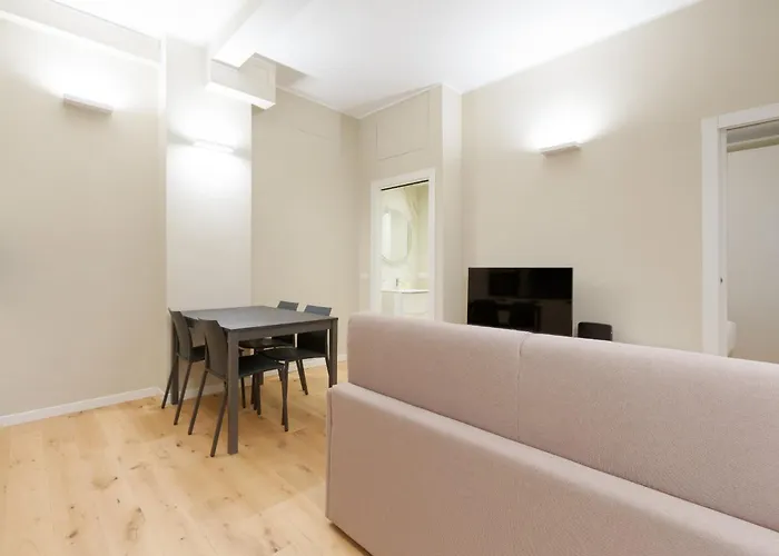 Guesthost - Primaticcio M1 Modern And Bright *