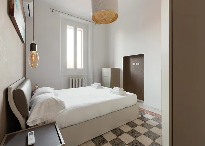 Guesthost - M4 Argonne Cosy * Mediolan