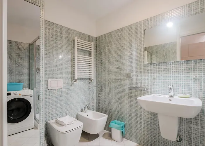 Guesthost - Sempione & Monumentale 아파트 *