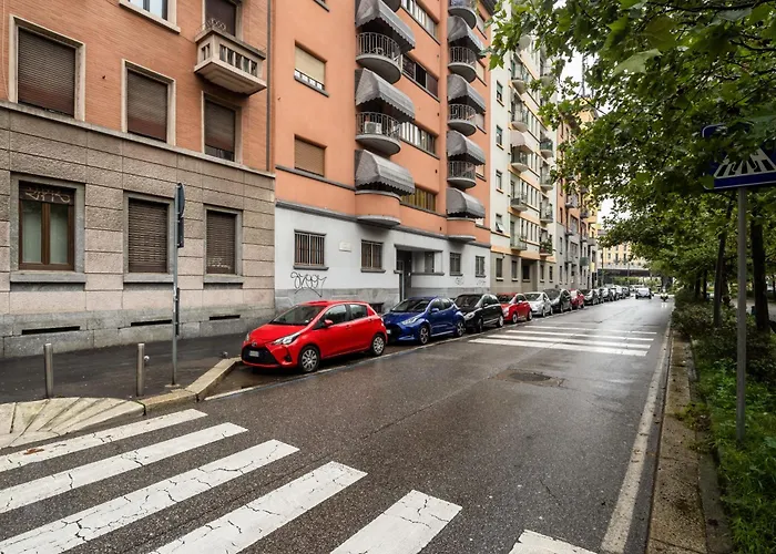 Guesthost - Corso Lodi Cozy With Balcony