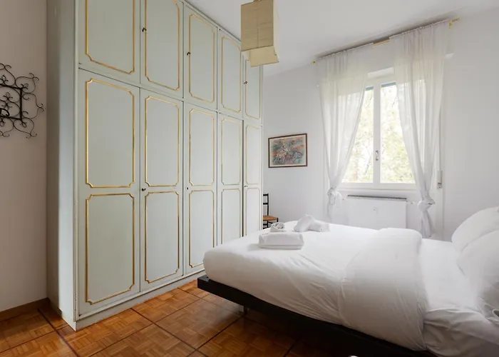 Guesthost - Charming Navigli! Functional Apartman Milánó