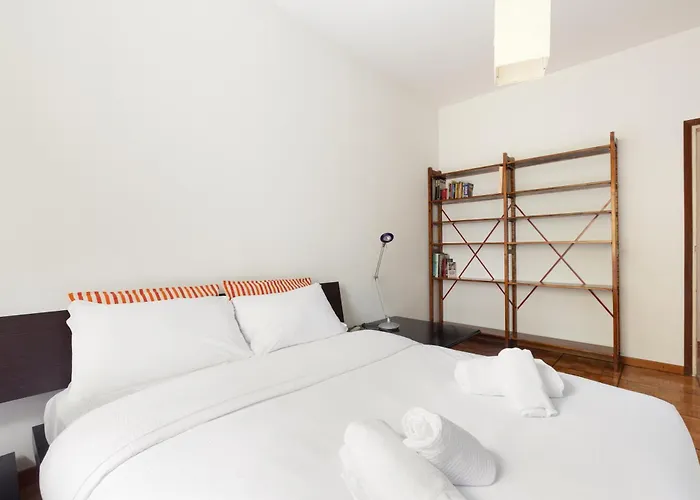 Guesthost - Charming Navigli! Functional Apartman