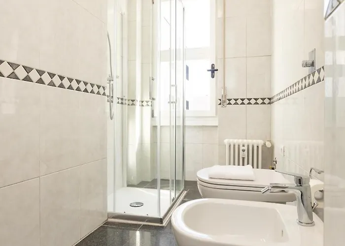 Design And Fashion - New Bright Milán