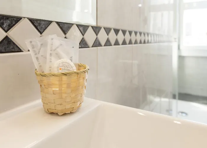 Design And Fashion - New Bright *