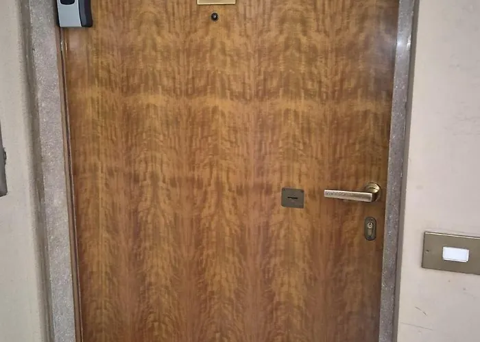 Trilocale Fronte Parco - 6 Persone * Milão