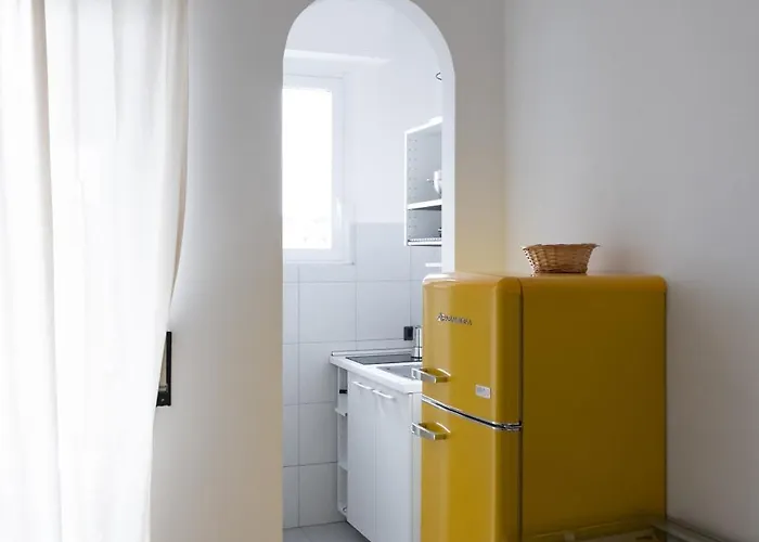 Vivace Bilocale Con Vista Sul Naviglio -mirable Pm Daire