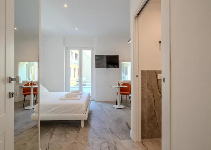 ゲストハウス Italianflat - Vandom 1 Duomo Foresteria Lombarda 3*