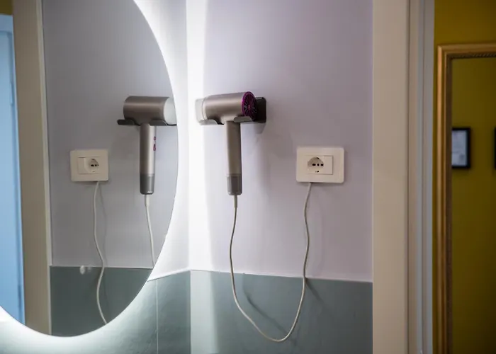 Show Mi - Rho Fiera & San Siro - Free Parking