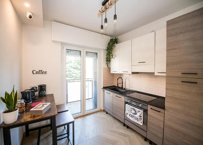 Show Mi - Rho Fiera & San Siro - Free Parking ゲストハウス