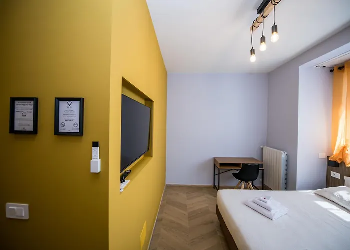 ゲストハウス Show Mi - Rho Fiera & San Siro - Free Parking ミラノ