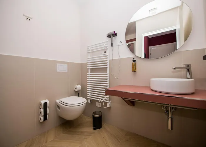 Show Mi - Rho Fiera & San Siro - Free Parking ゲストハウス ミラノ