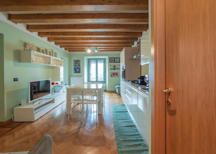 I-host - Trilocale Navigli Con Vista Darsena Apartamento