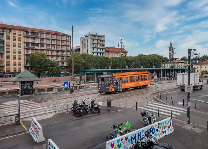 I-host - Trilocale Navigli Con Vista Darsena * Milán