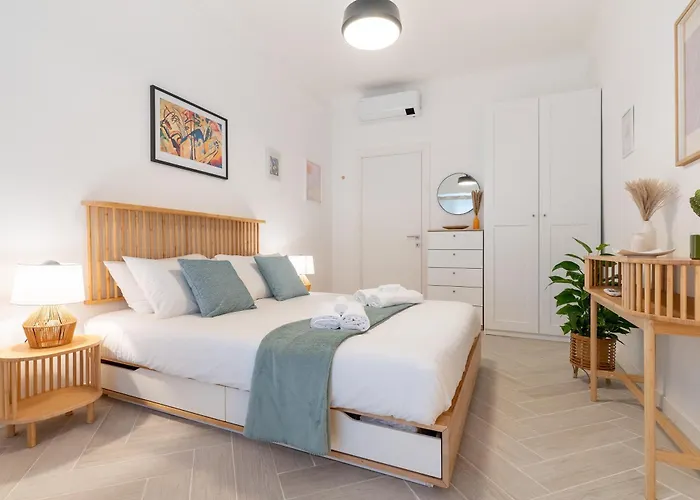 Apartament Cozy 1 Bdr - Downtown Navigli, Duomo *