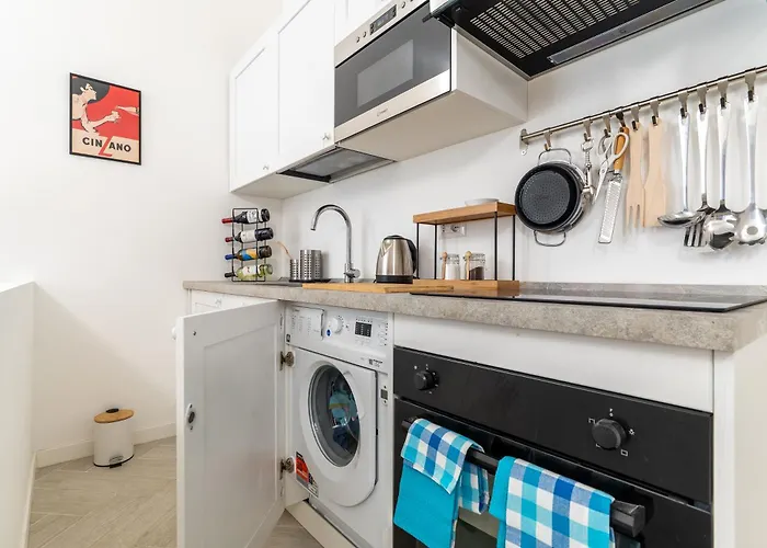 Cozy 1 Bdr - Downtown Navigli, Duomo * Mediolan