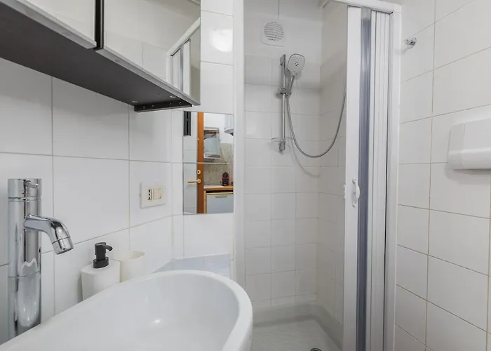 Easy Parking - 1 Min From Bus To San Siro Stadium - Air Conditioning מילאנו