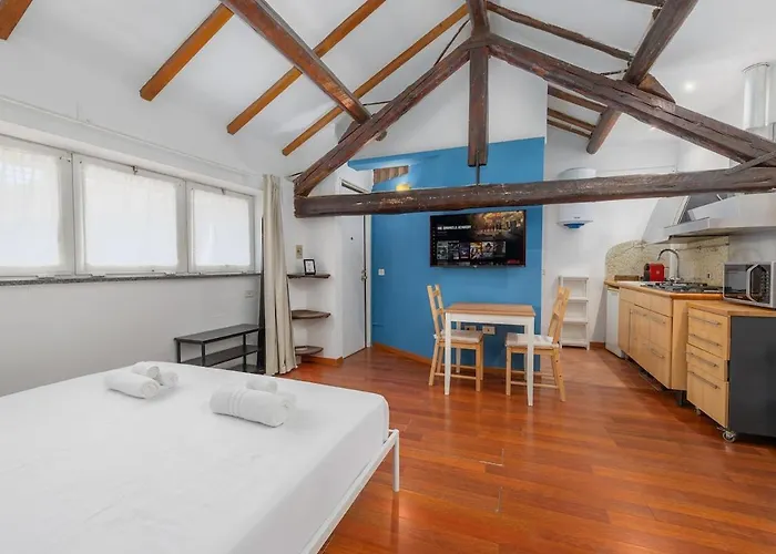 Easy Parking - 1 Min From Bus To San Siro Stadium - Air Conditioning דירה מילאנו