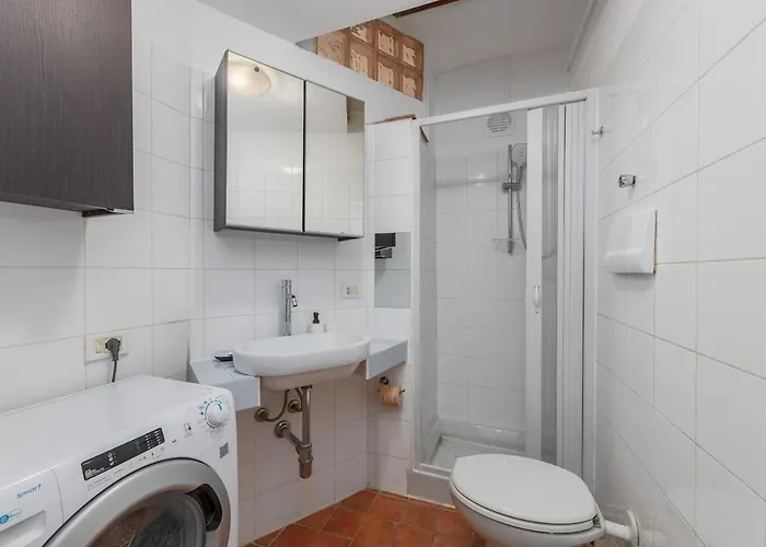 Easy Parking - 1 Min From Bus To San Siro Stadium - Air Conditioning מילאנו