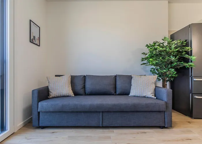 Prime Living Merlata - Balcony * Mailand