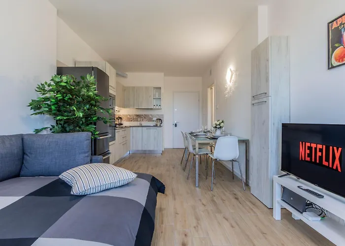 Prime Living Merlata - Balcony * Mailand