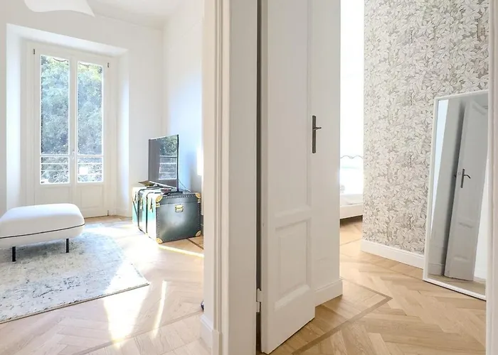 Design & Comfort In Porta Romana * Milan