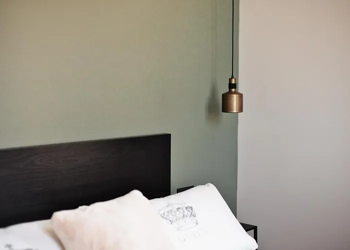 Hostmate - - Zara 61 Appartement *