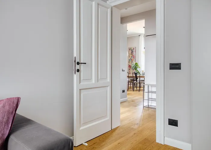 Hostmate - - Zara 61 *