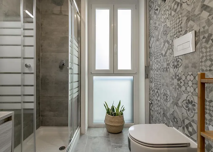 Joivy Modern With Balcony Near * Μιλάνο