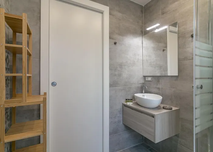 Joivy Modern With Balcony Near Appartamento *