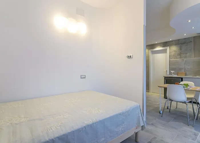 Joivy Modern With Balcony Near * Μιλάνο