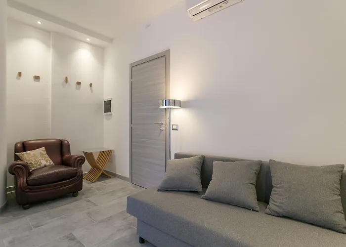 Joivy Modern With Balcony Near * Μιλάνο