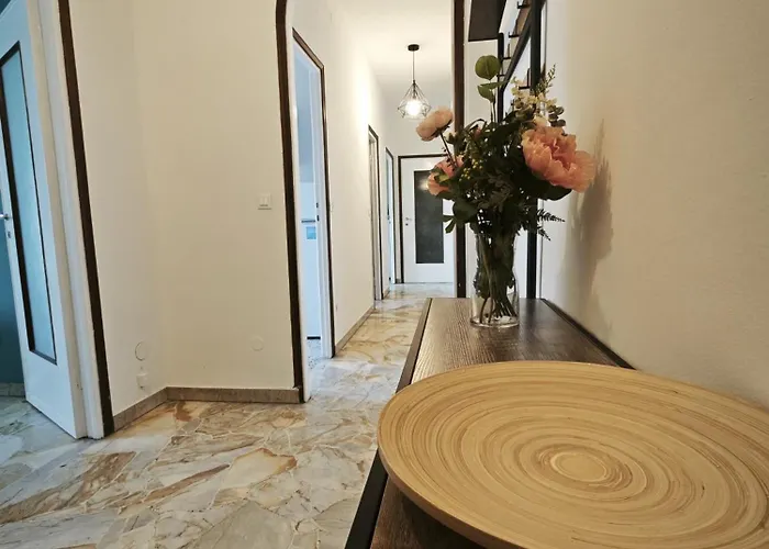 아파트 Casa Augusta