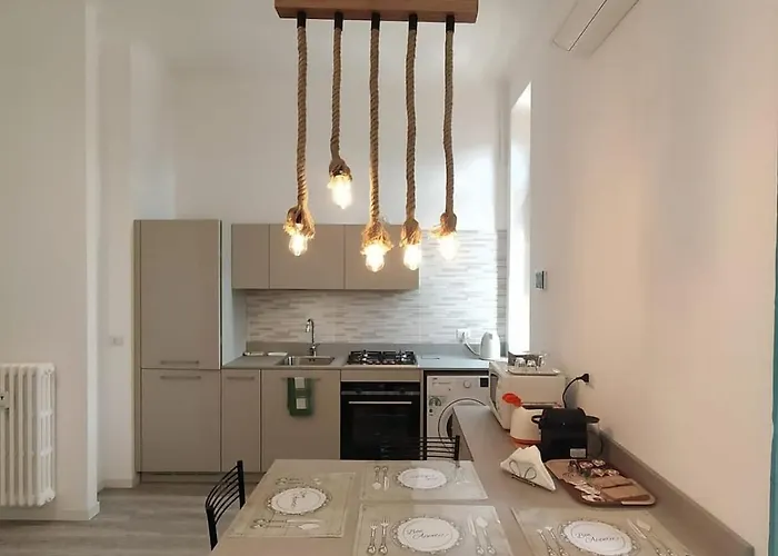 Tom&mary 5 Min Metro 아파트