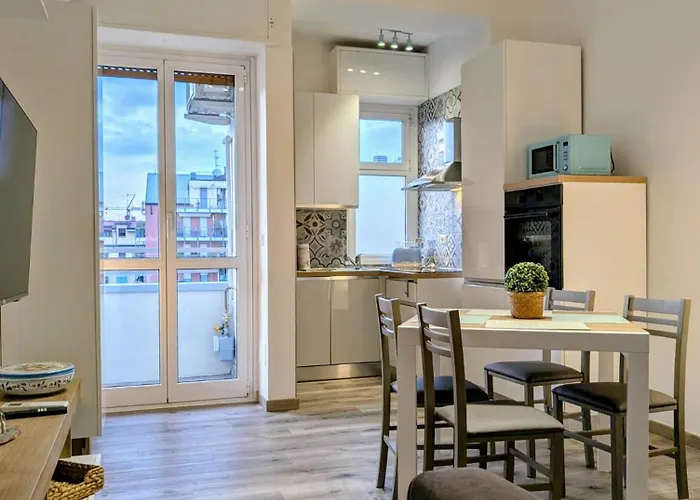 Apartmán Urban - Near San Siro Stadium, Fiera Milano, American Embassy, Portello, Life And Arco Della Pace Movida *