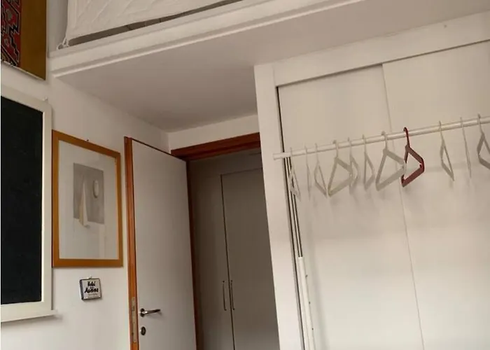 Accogliente Stanza Privata Con Bagno In Zona Duomo, *