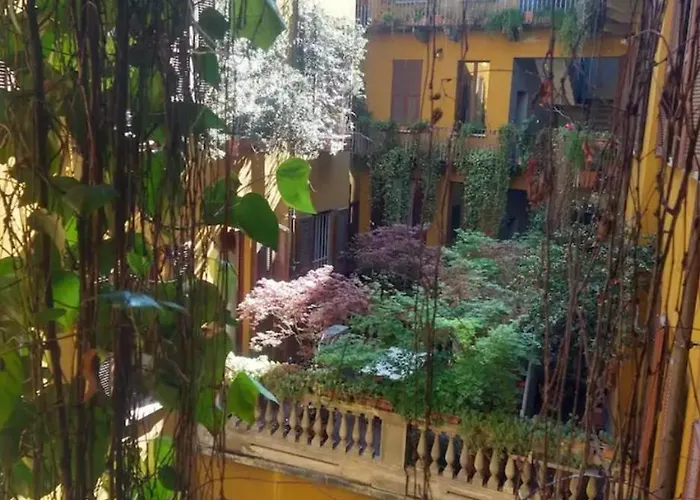 Accogliente Stanza Privata Con Bagno In Zona Duomo, Ubytování v soukromí Milán