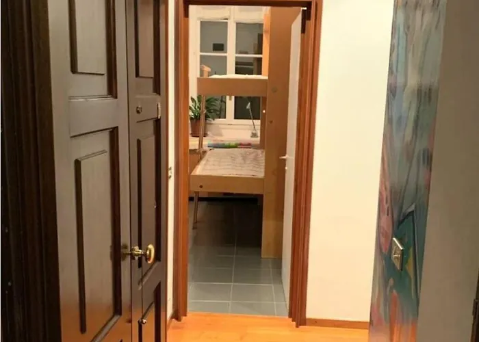 Accogliente Stanza Privata Con Bagno In Zona Duomo, Milán