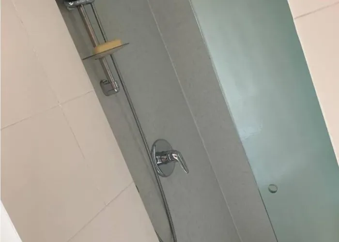 Accogliente Stanza Privata Con Bagno In Zona Duomo, Ubytování v soukromí Milán