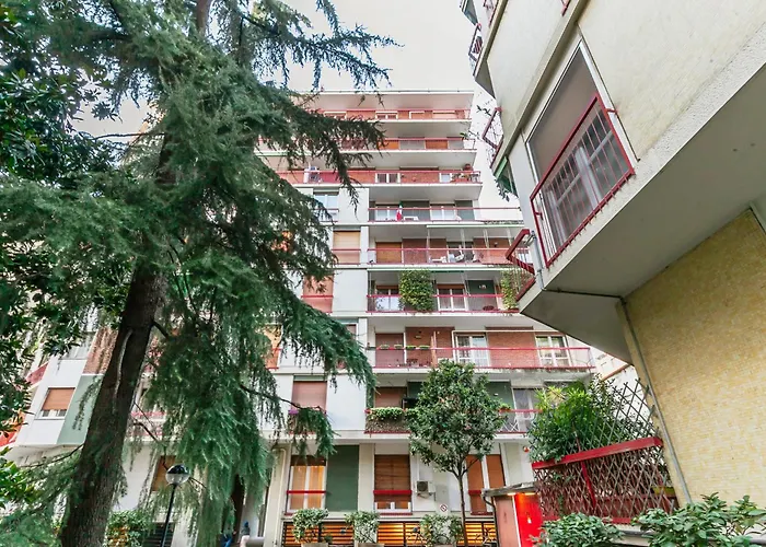 Apartment Just Urban - 2br 2 Bathrooms With Balconies -city Life & M5 *