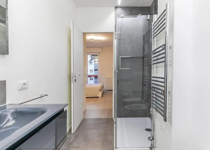 Apartment Just Urban - 2br 2 Bathrooms With Balconies -city Life & M5