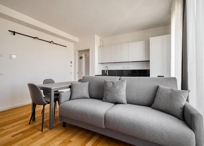 Apartment Giaxtower Gym & Pool Skyline View