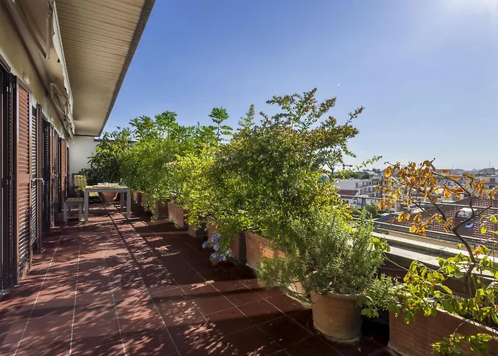 Bianca Di Savoia Terrace View By Interhome ميلان
