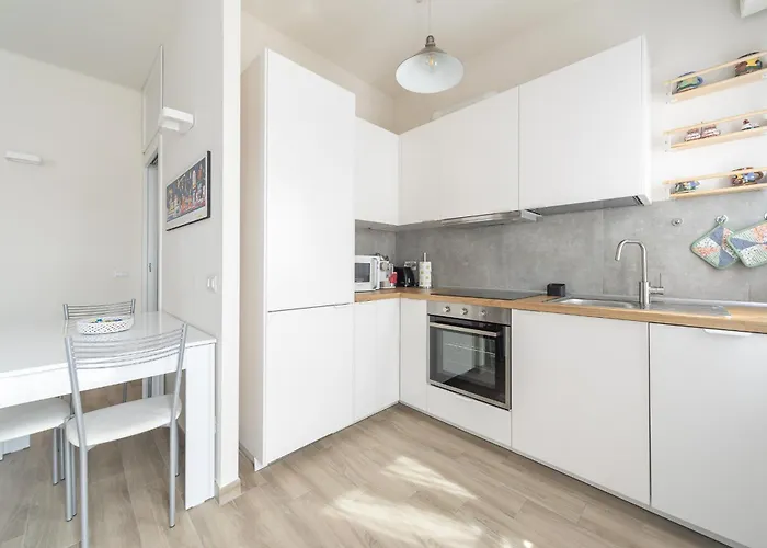 Stylish Porta Romana With Terrace Apartmán *