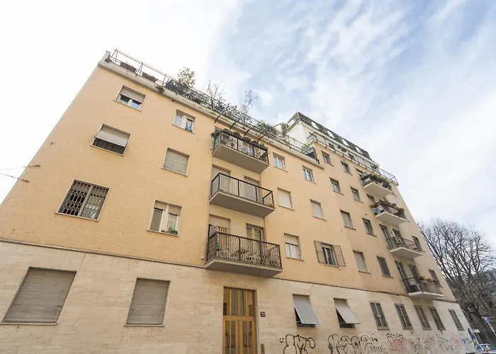 Stylish Porta Romana With Terrace *