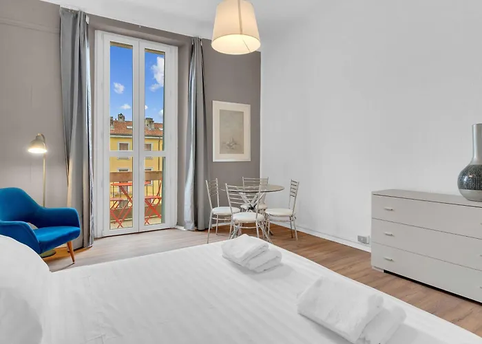 Alzaia Naviglio Grande 40 דירה מילאנו