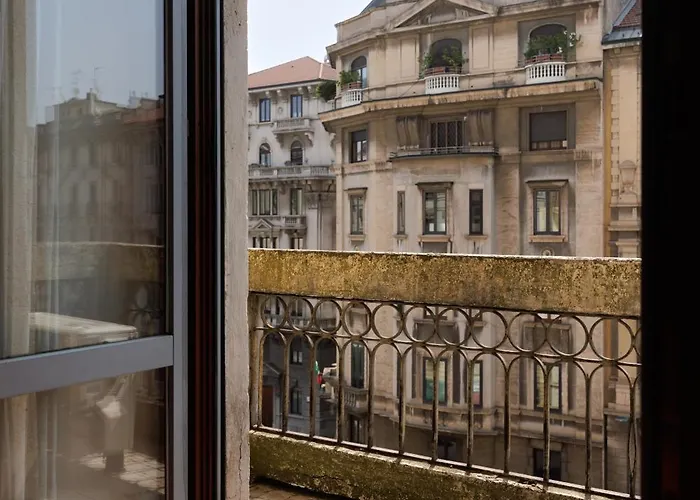 Duomo A 15 Minuti A Piedi - Balcone Wifi * Μιλάνο